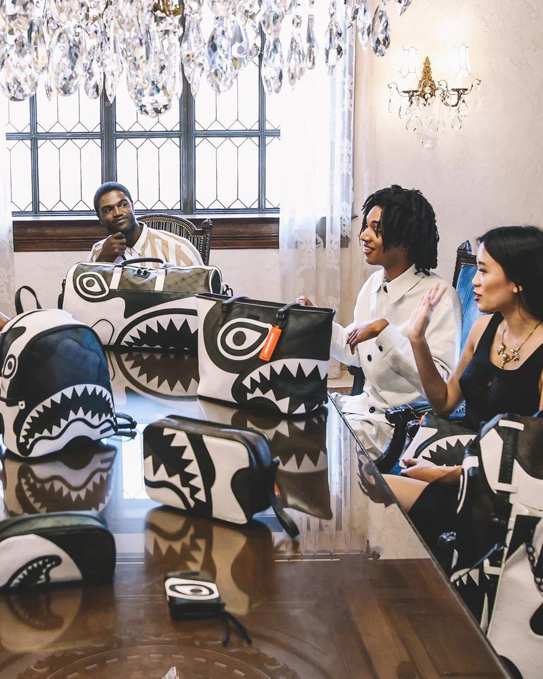 V.V.I.P. TOTE | Sprayground Quality