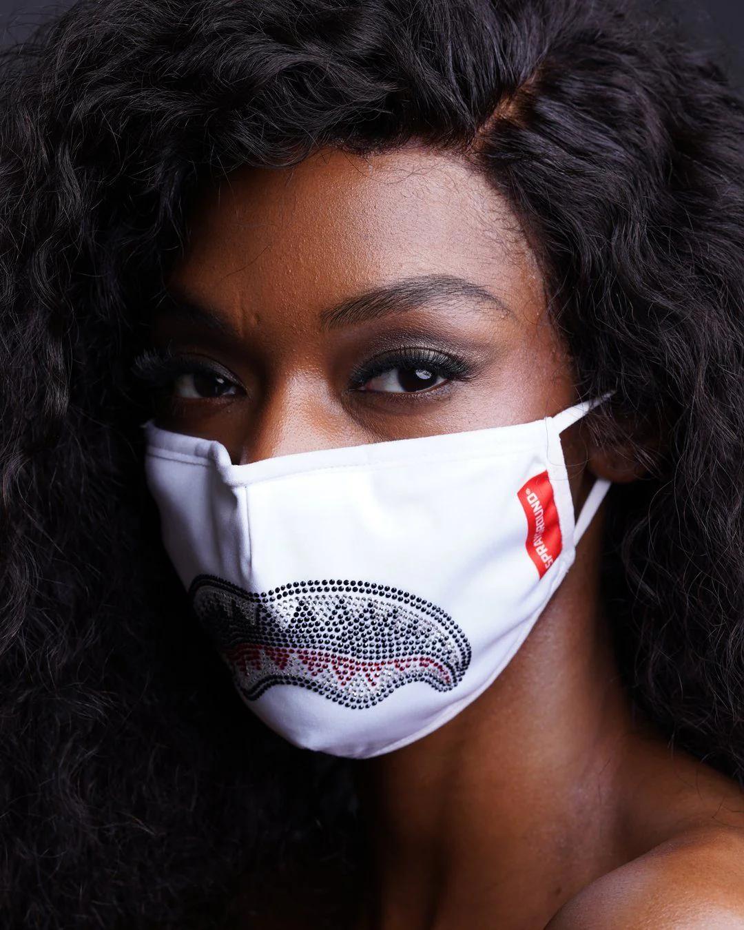 TRINITY DIAMOND SHARK (WHT) POLYESTER FACE MASK | Sprayground Exclusive