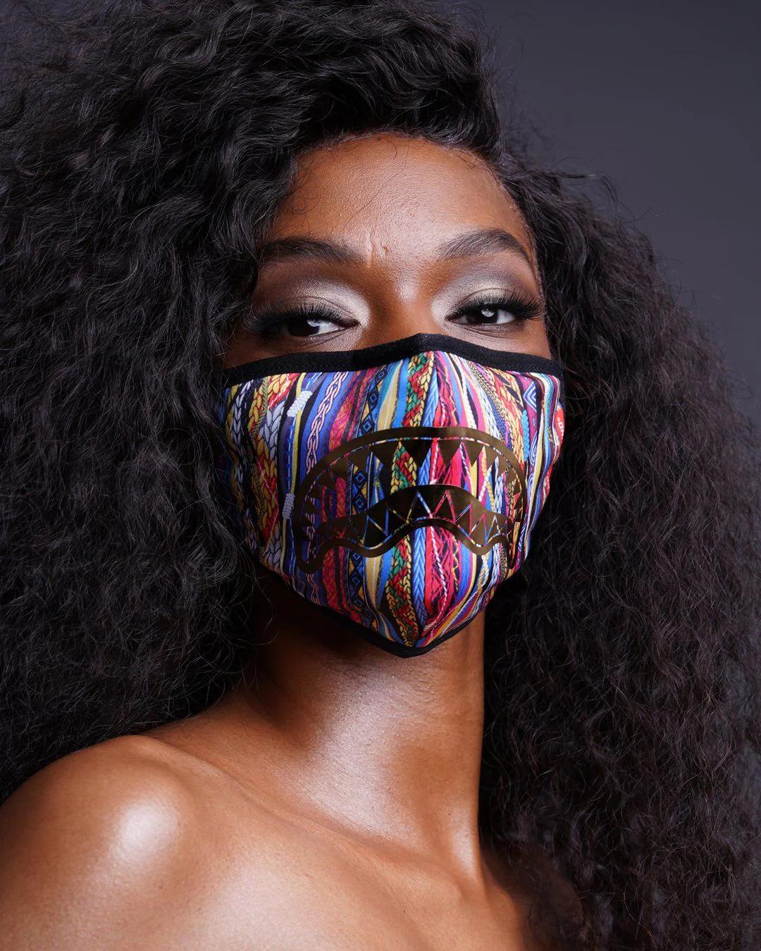 1994 GOLD METALLIC SHARK POLYESTER FACE MASK | Sprayground Signature