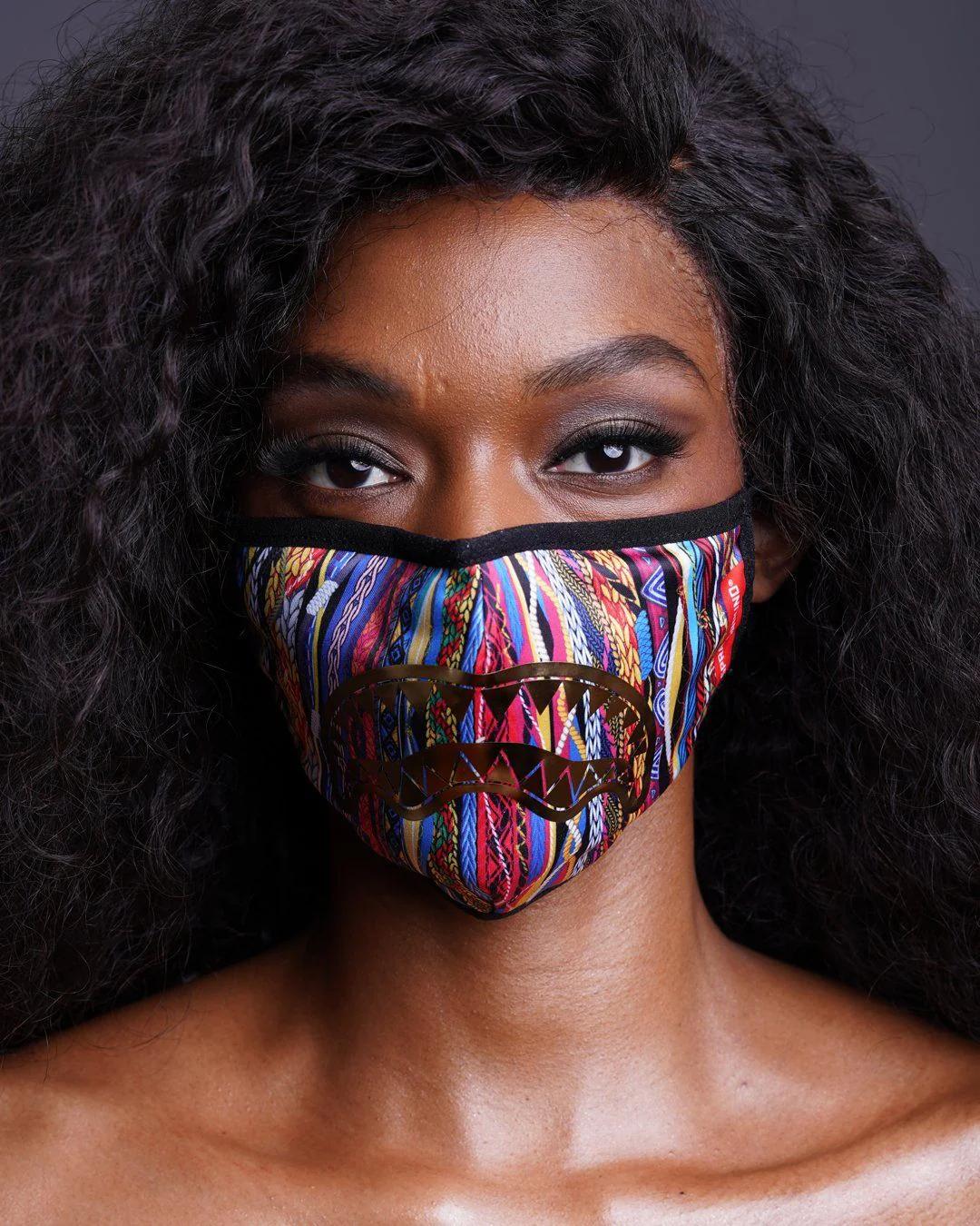 1994 GOLD METALLIC SHARK POLYESTER FACE MASK | Sprayground Signature