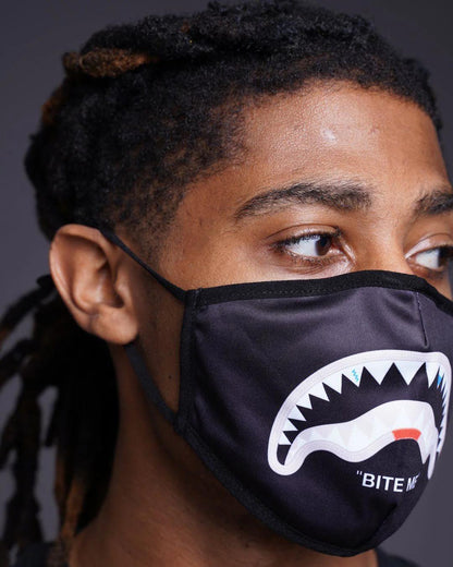 BITE ME SHARK (BLK) POLYESTER FACE MASK | Sprayground Classic
