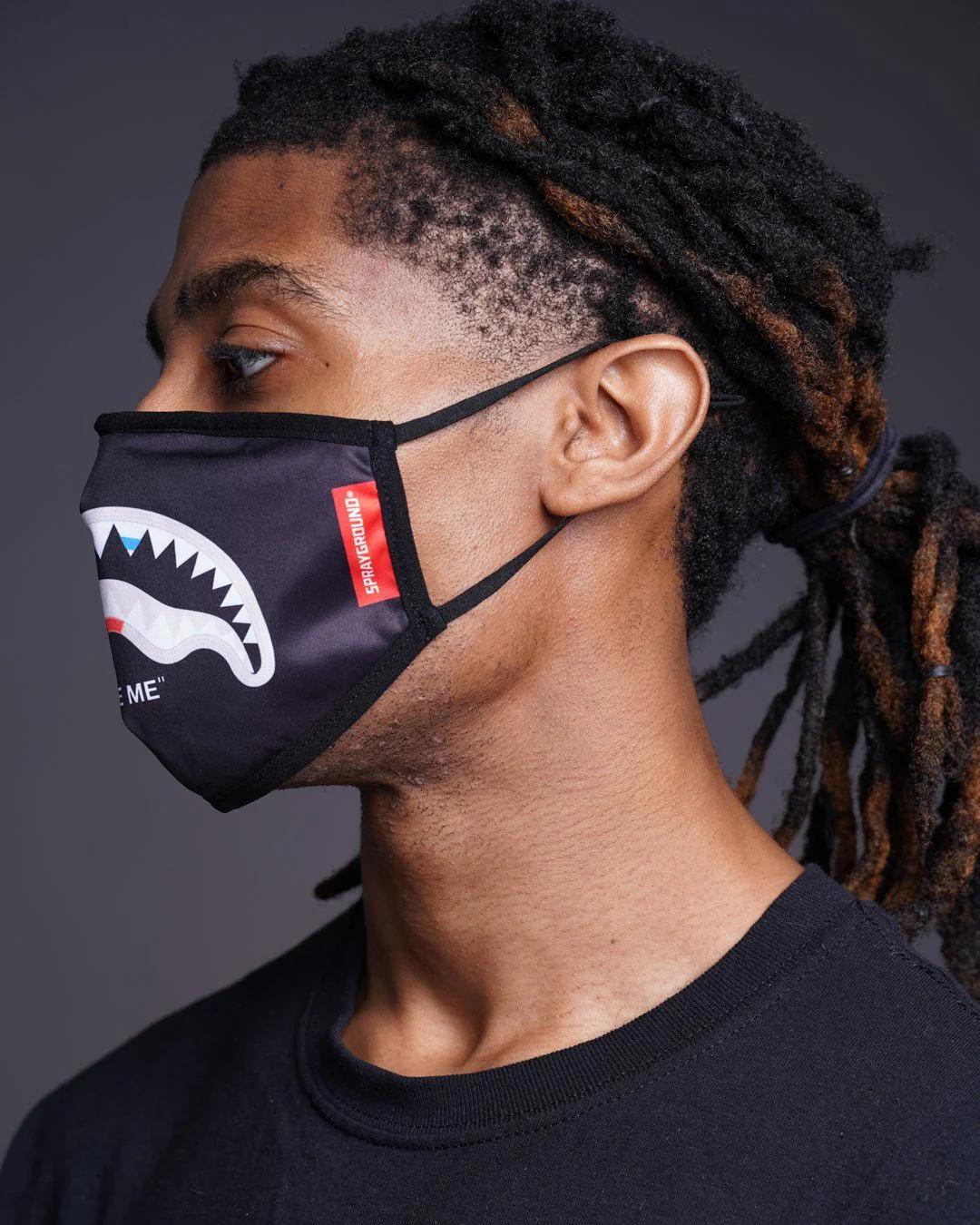 BITE ME SHARK (BLK) POLYESTER FACE MASK | Sprayground Classic