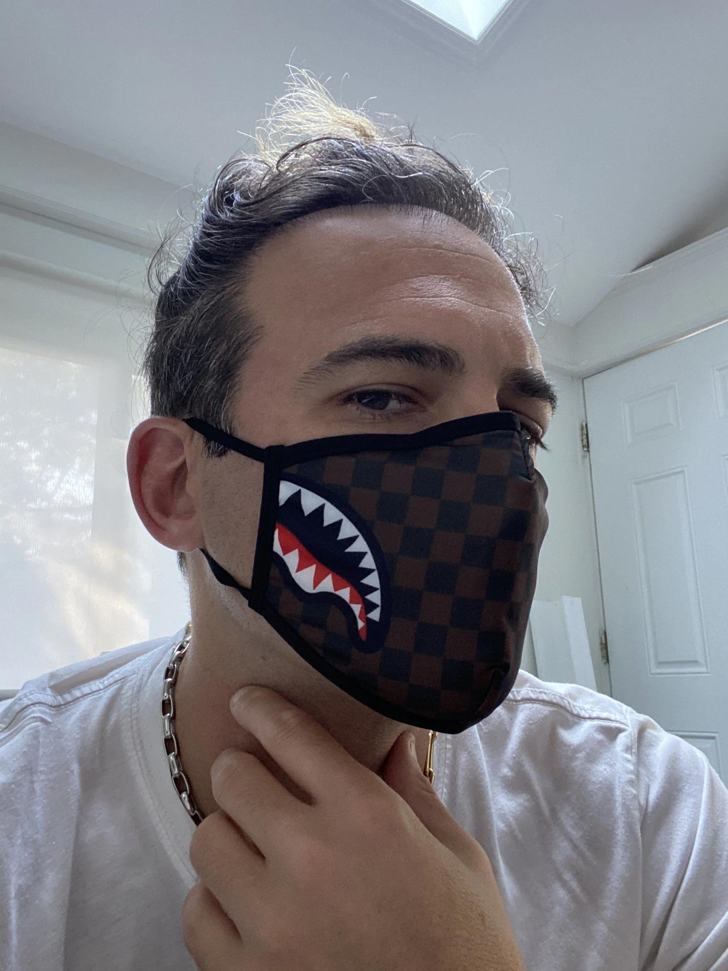 ADULT SHARKS IN PARIS (SIDE SHARK) FORM-FITTING FACE MASK | Sprayground Latest