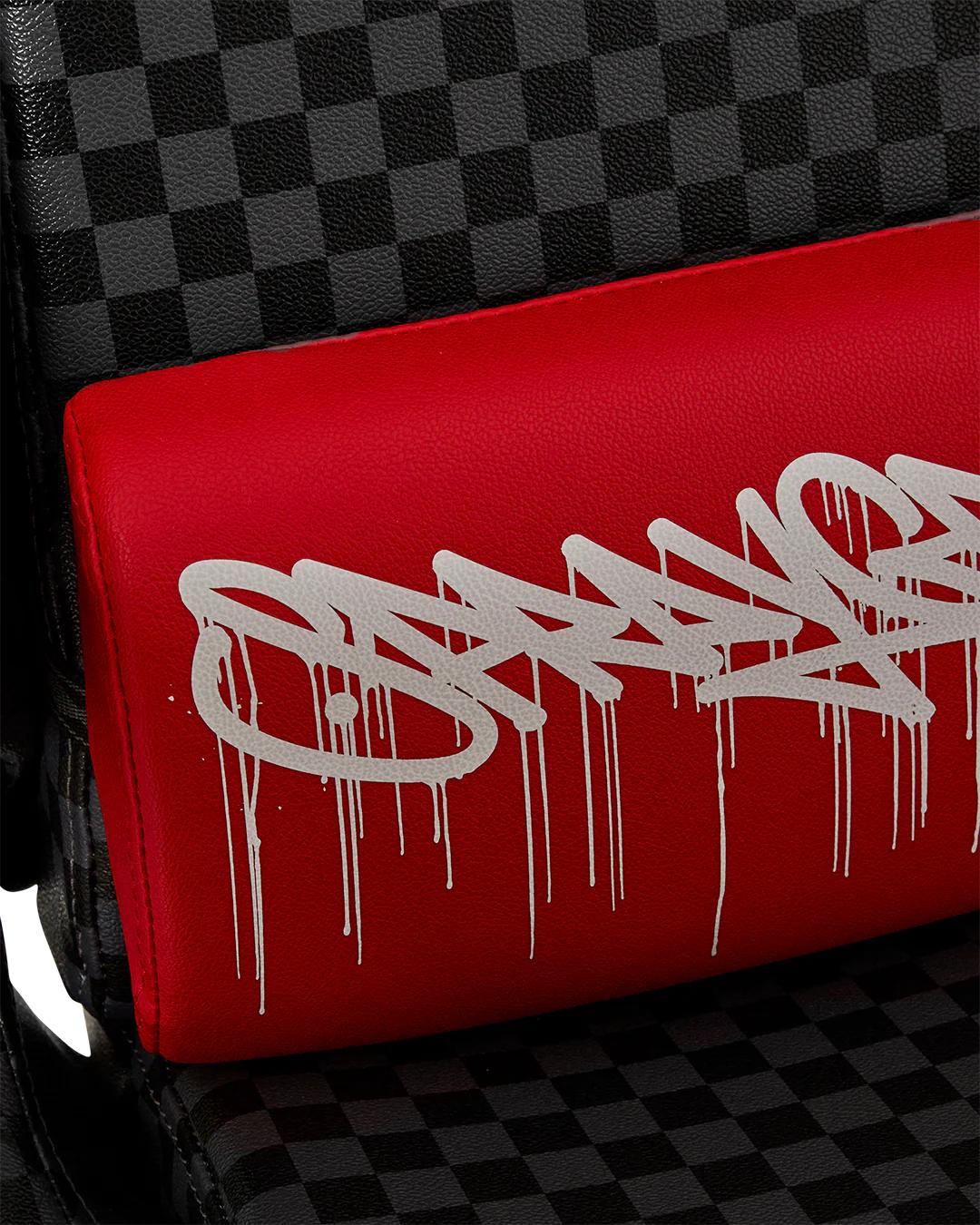 GHOST DRIP SHARK CHAIR | Sprayground Essential