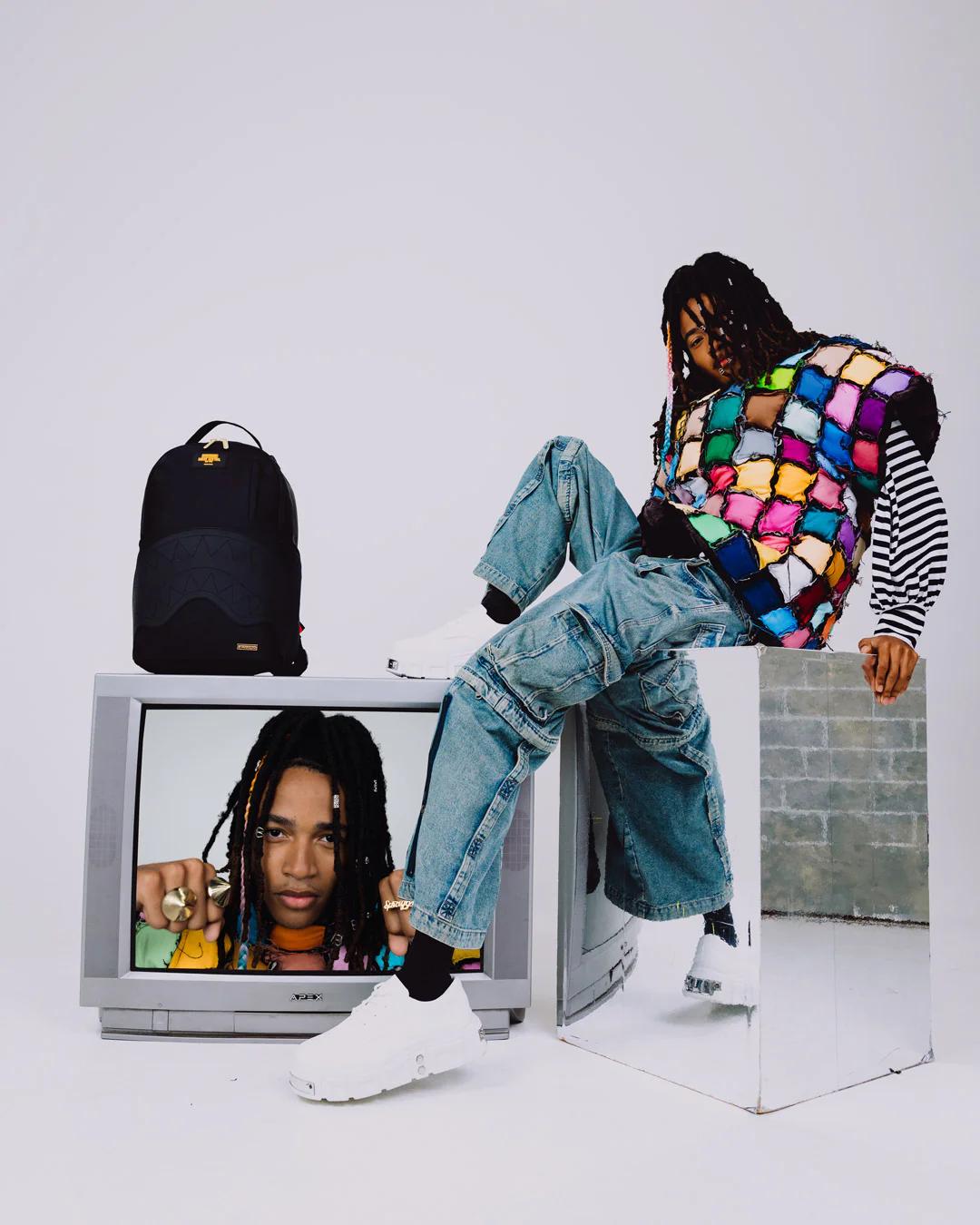 SHARK CENTRAL BANK BACKPACK | Sprayground Premium