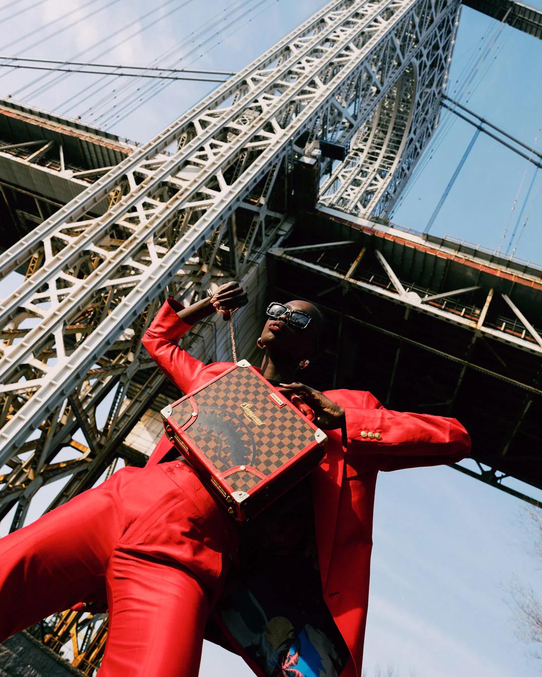 TAKEOVER THE THRONE ATTACHÉ HANDCUFF BRIEFCASE | Sprayground Featured