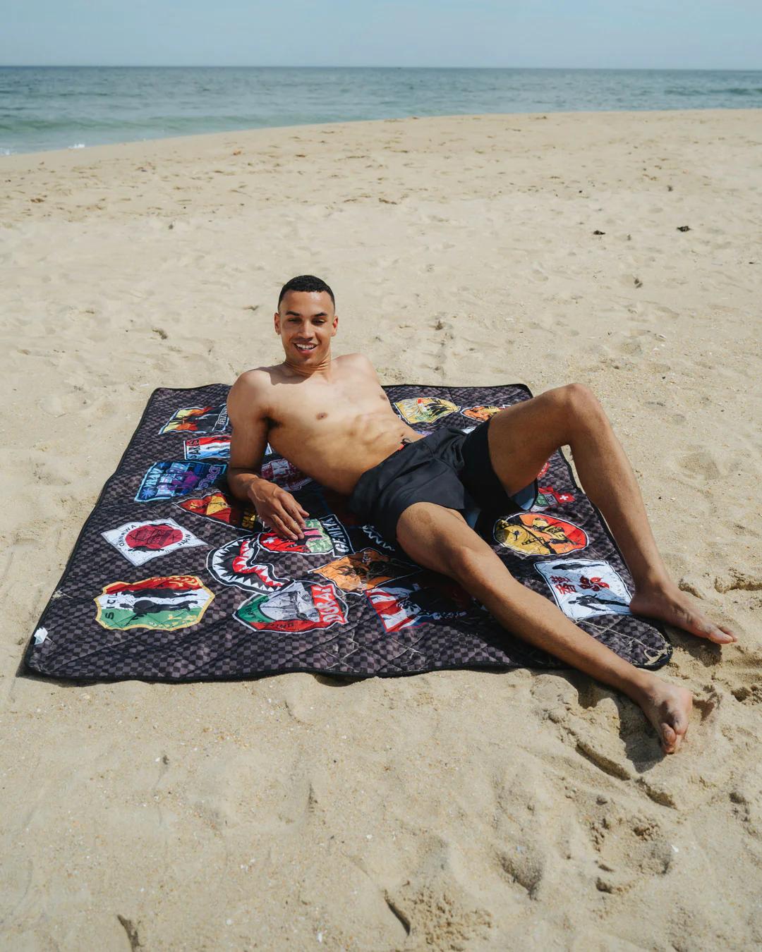 GLOBAL MOGUL UNLIMITED MILES PACKABLE BEACH MAT BLANKET WATER RESISTAN | Sprayground Popular
