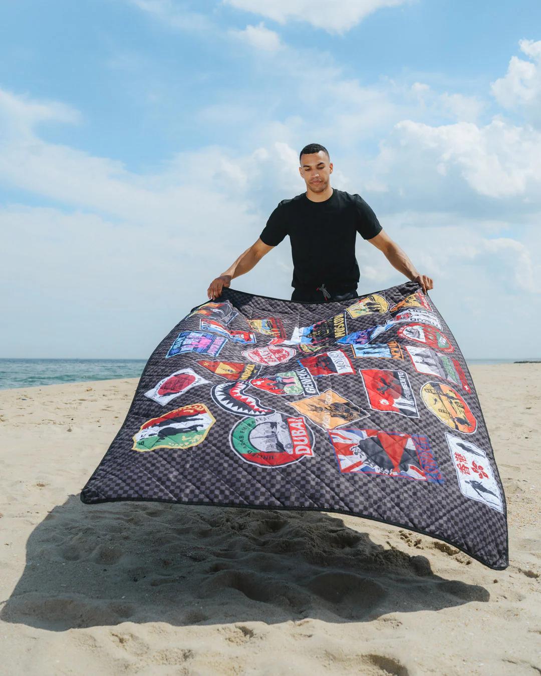 GLOBAL MOGUL UNLIMITED MILES PACKABLE BEACH MAT BLANKET WATER RESISTAN | Sprayground Popular