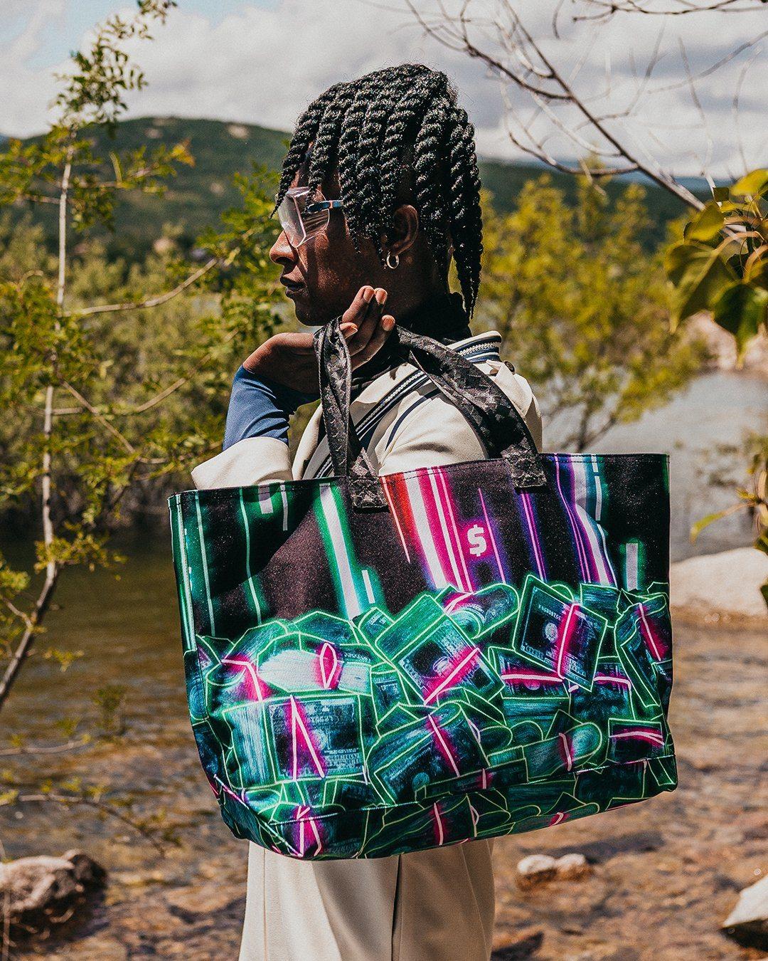 暗号通貨スタック (CRYPTO STACKS) TOTE | Sprayground Latest