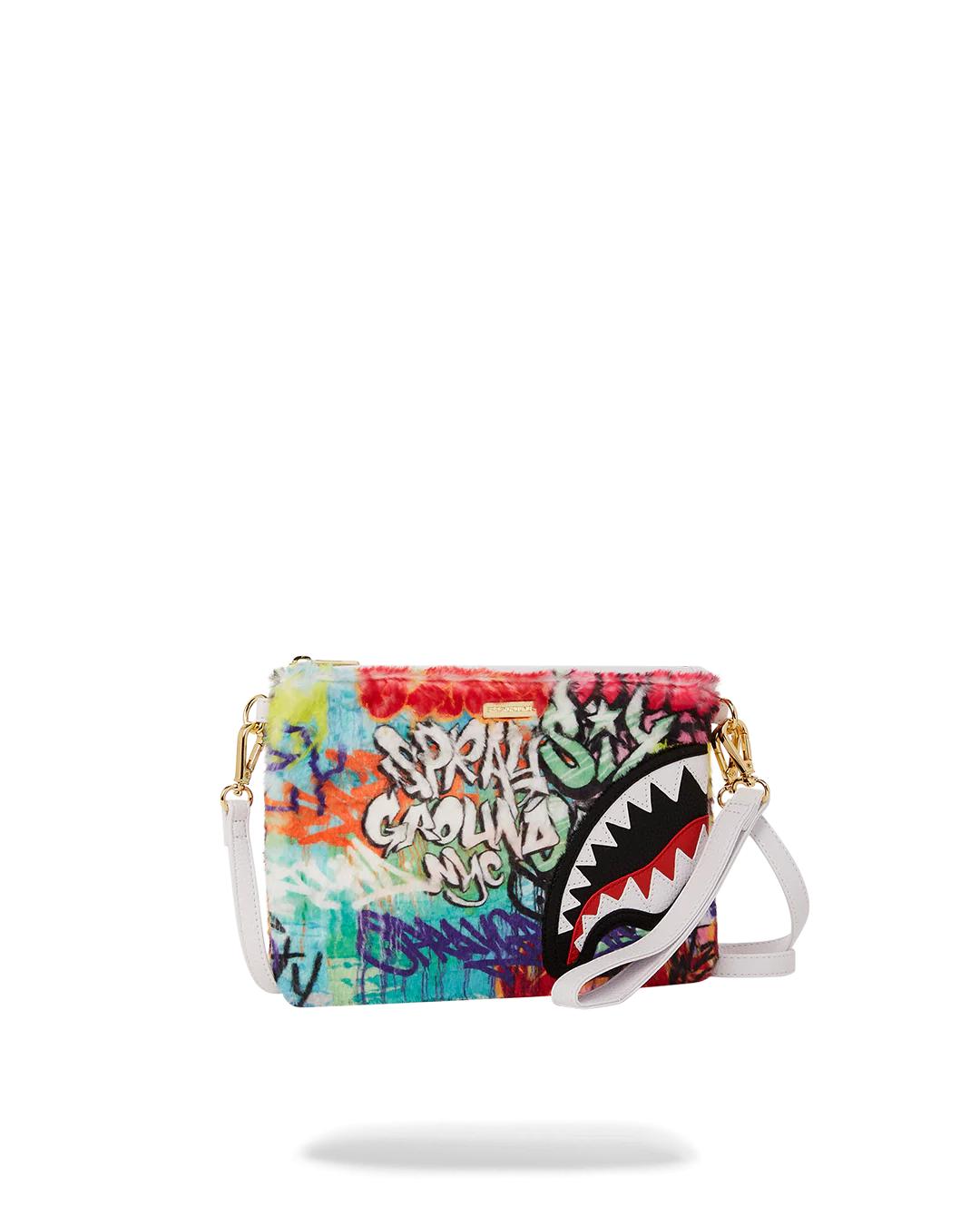 LE MONDE DES GRAFFITIS CROSSOVER CLUTCH | Sprayground Latest
