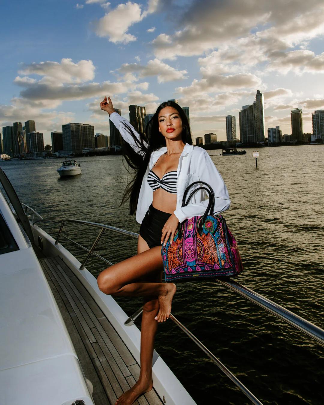 A.I. HIGHER REALM PALACE HANDBAG | Sprayground Classic
