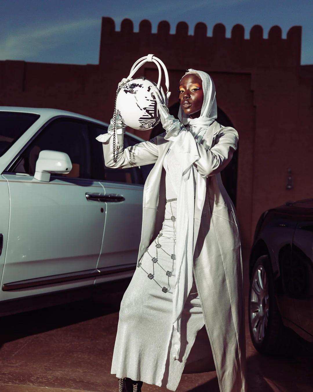 A.I.8 AFRICAN INTELLIGENCE - ORIGIN STORY GLOBE BAG | Sprayground Great Value