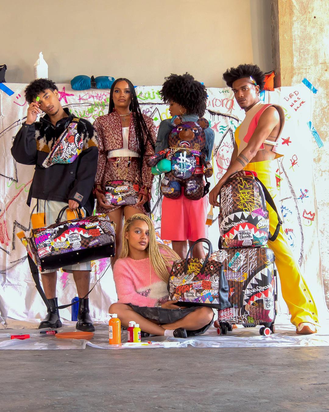 SHARKS IN PARIS THE RIZZ PALACE HANDBAG | Sprayground Latest