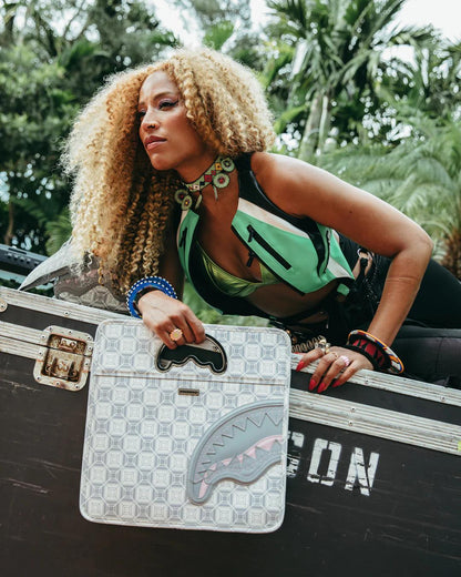 A.I.8 AFRICAN INTELLIGENCE BOOKED & BUSY CITY SAVVY HANDBAG | Sprayground Featured