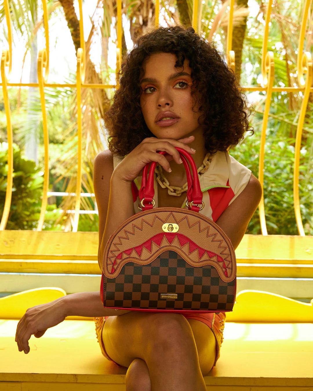 RACEWAY HENNY SHARK HANDBAG | Sprayground Classic