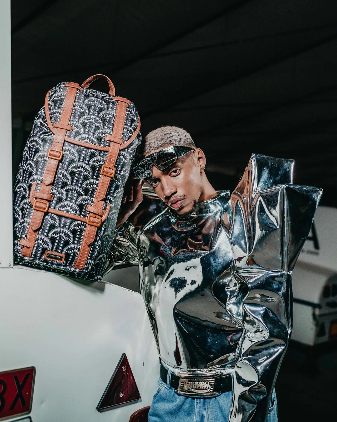 ILLUCHAINS HILLS BACKPACK | Sprayground Trending