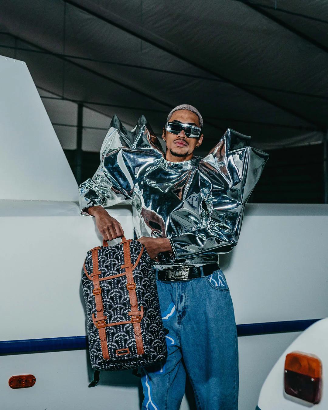 ILLUCHAINS HILLS BACKPACK | Sprayground Trending
