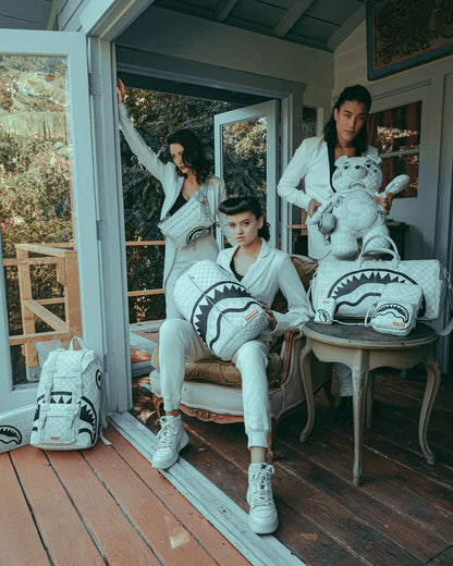 SPLIT THE CHECK (PEARL) HILLS | Sprayground Signature
