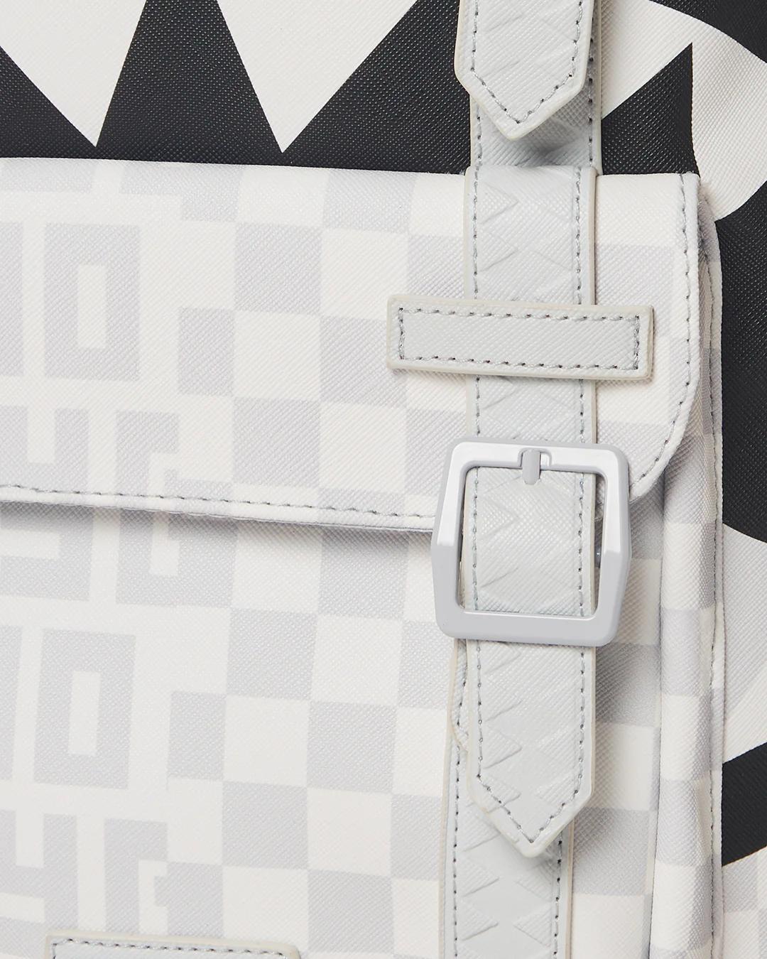 SPLIT THE CHECK (PEARL) HILLS | Sprayground Signature