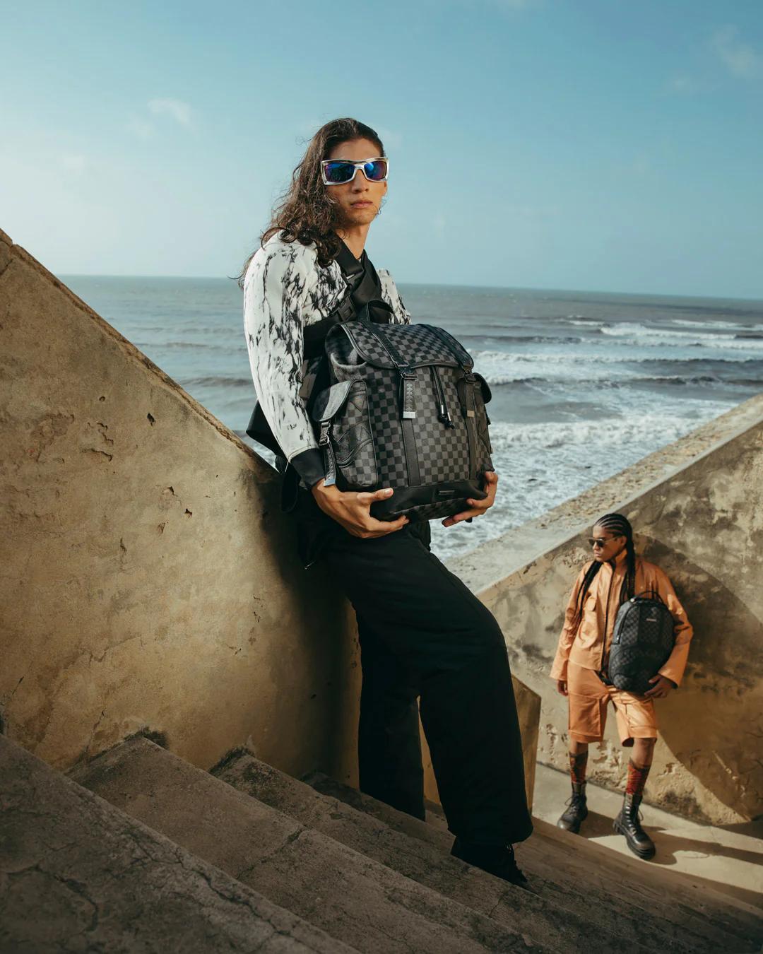 MIDNIGHT CHATEAU MONTE CARLO | Sprayground Essential
