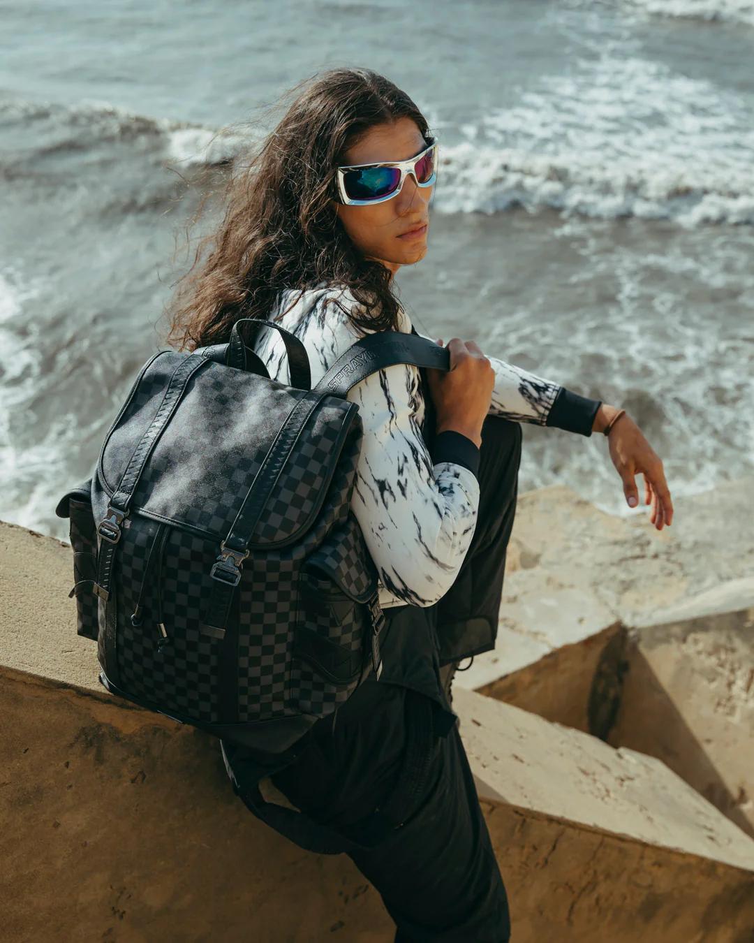 MIDNIGHT CHATEAU MONTE CARLO | Sprayground Essential