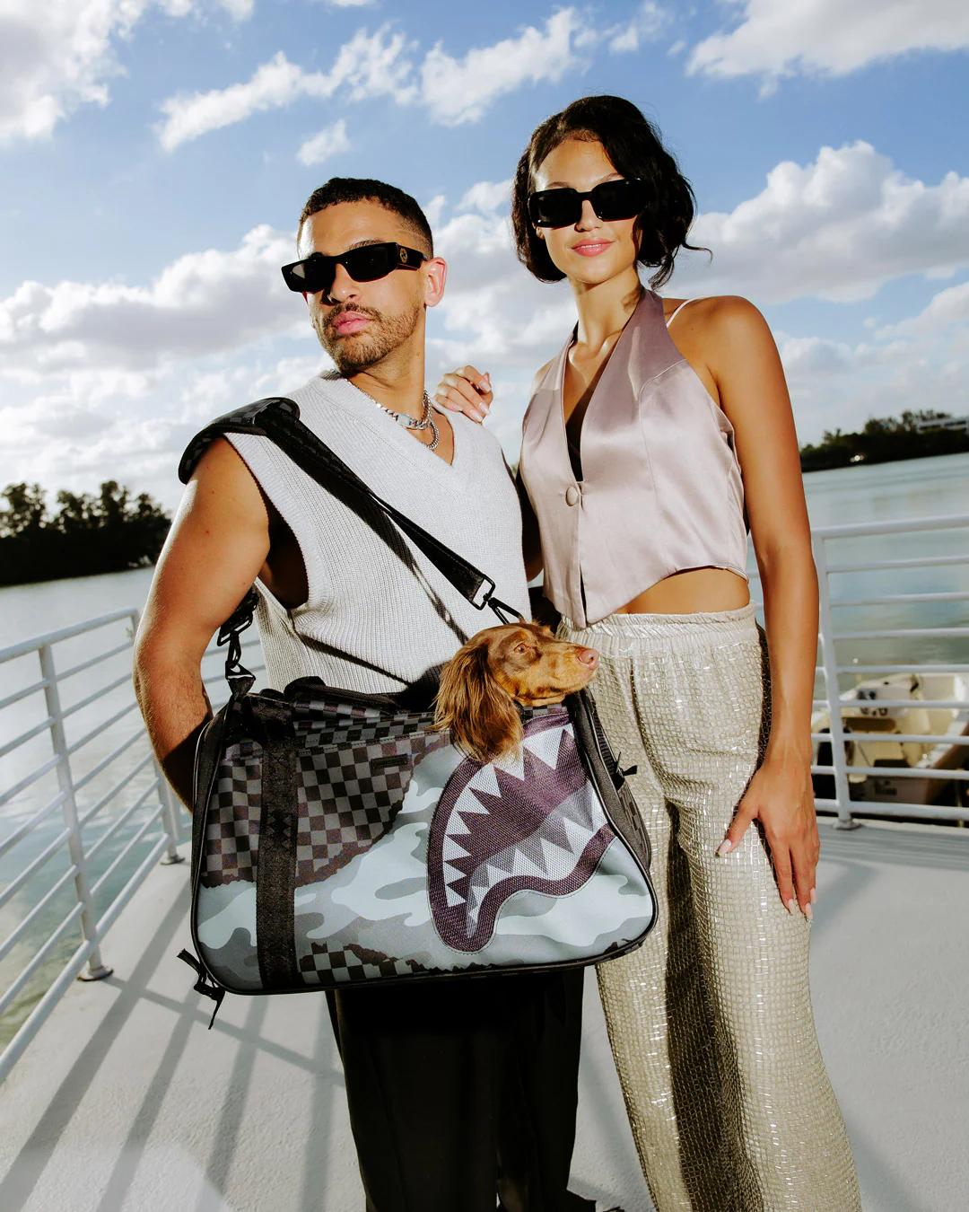 3AM RIPTIDE PET CARRIER DUFFLE | Sprayground Best Seller