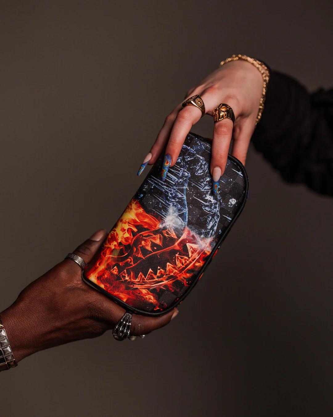 COLD HEAT POUCH | Sprayground Signature