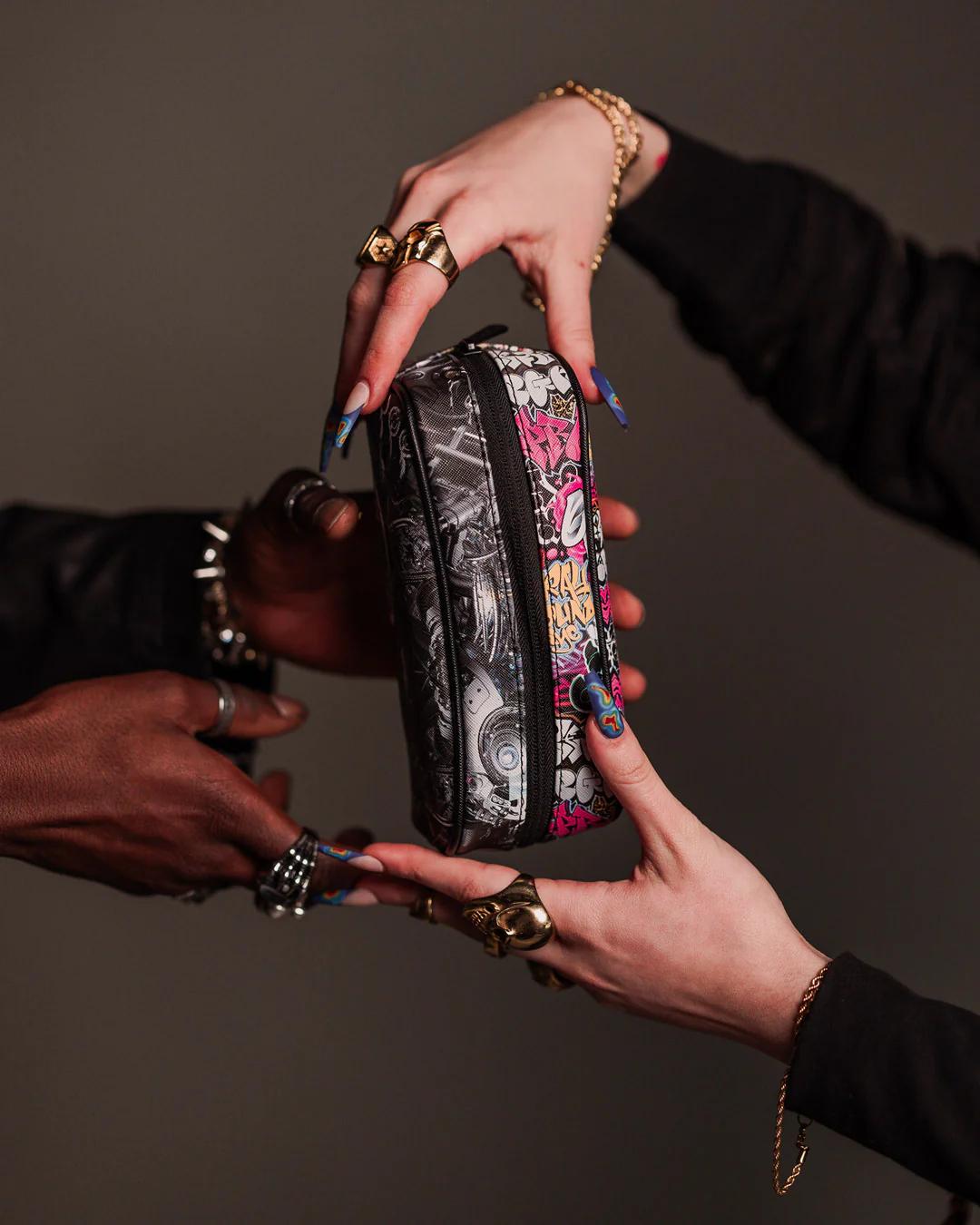 NEW CITY ANDROID POUCH | Sprayground Classic