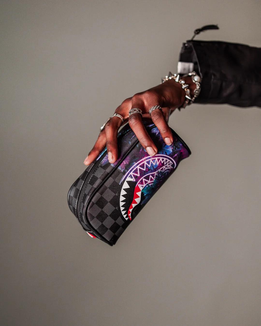 WELCOME TO THE PARTY POUCH | Sprayground Essential