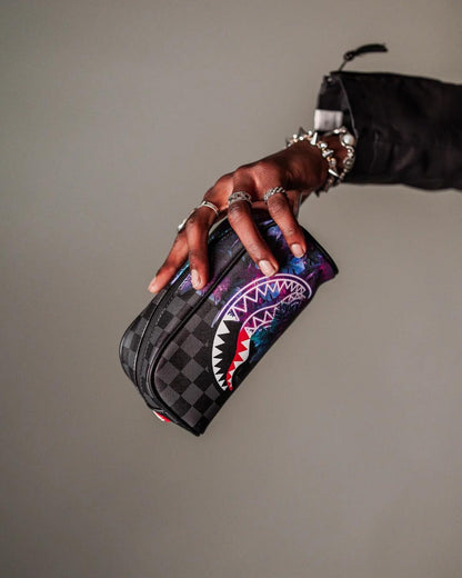 WELCOME TO THE PARTY POUCH | Sprayground Essential