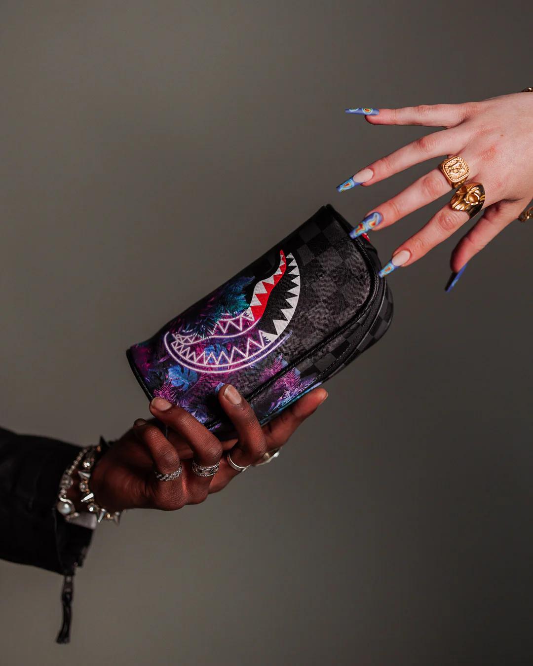 WELCOME TO THE PARTY POUCH | Sprayground Essential