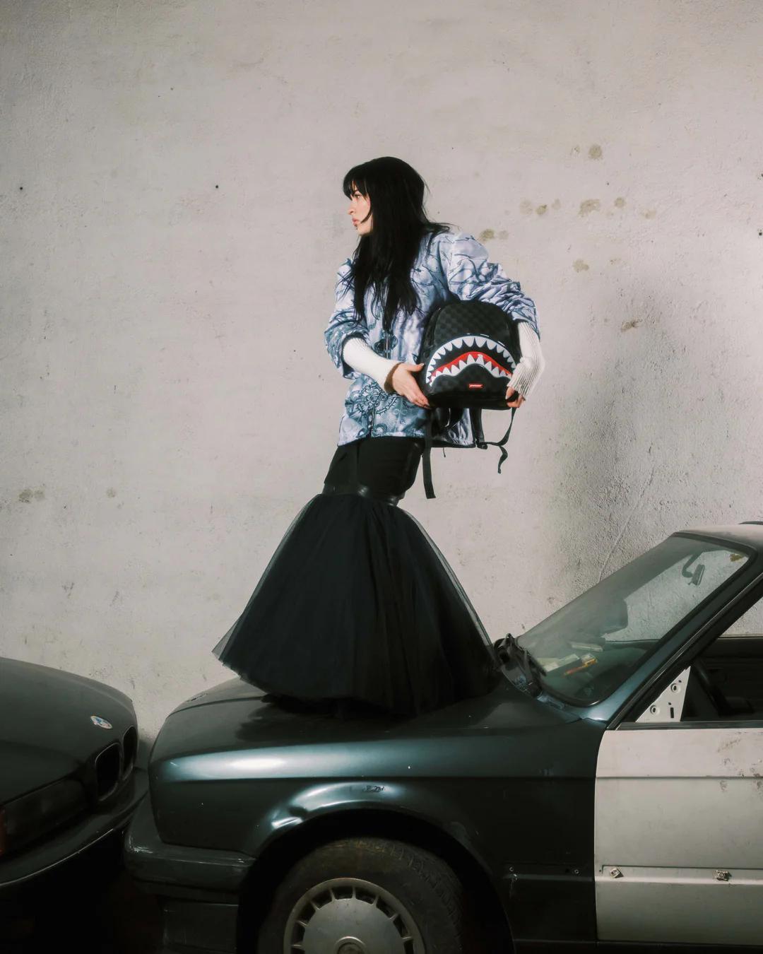 SHARKS IN PARIS HYPER PUFF SAVAGE BACKPACK | Sprayground Latest