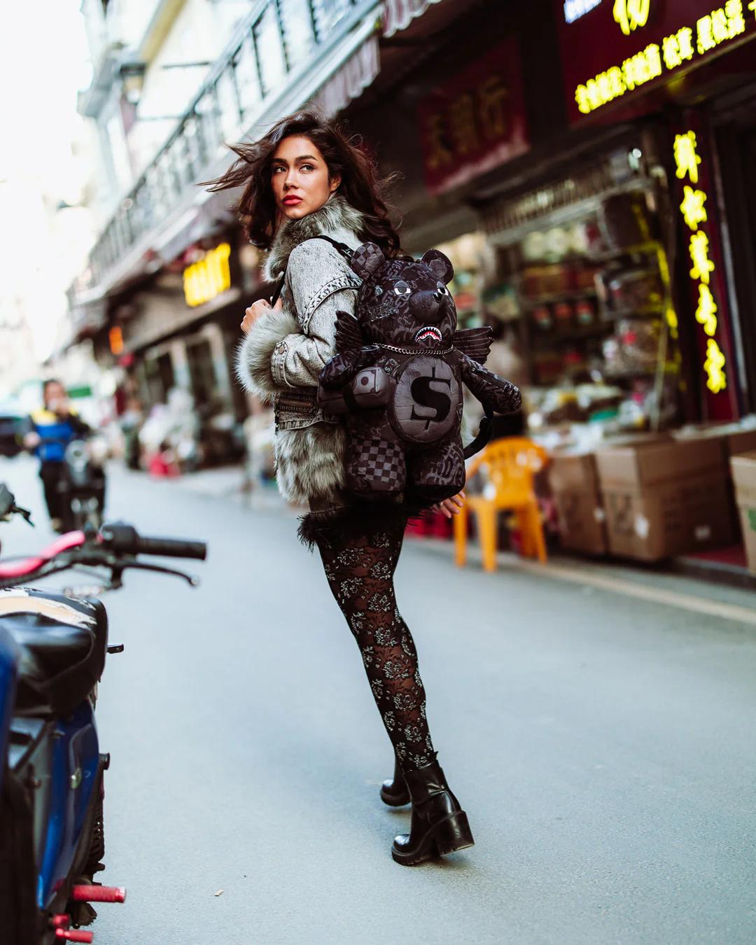 4AM MONEY WING BEAR BACKPACK | Sprayground Popular