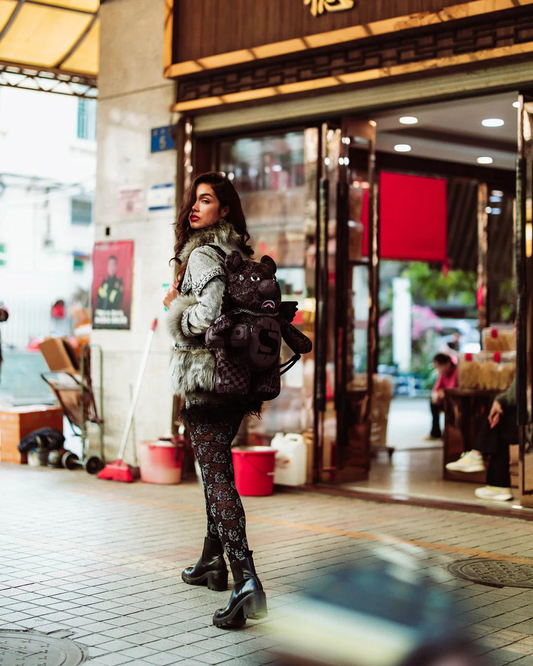 4AM MONEY WING BEAR BACKPACK | Sprayground Popular