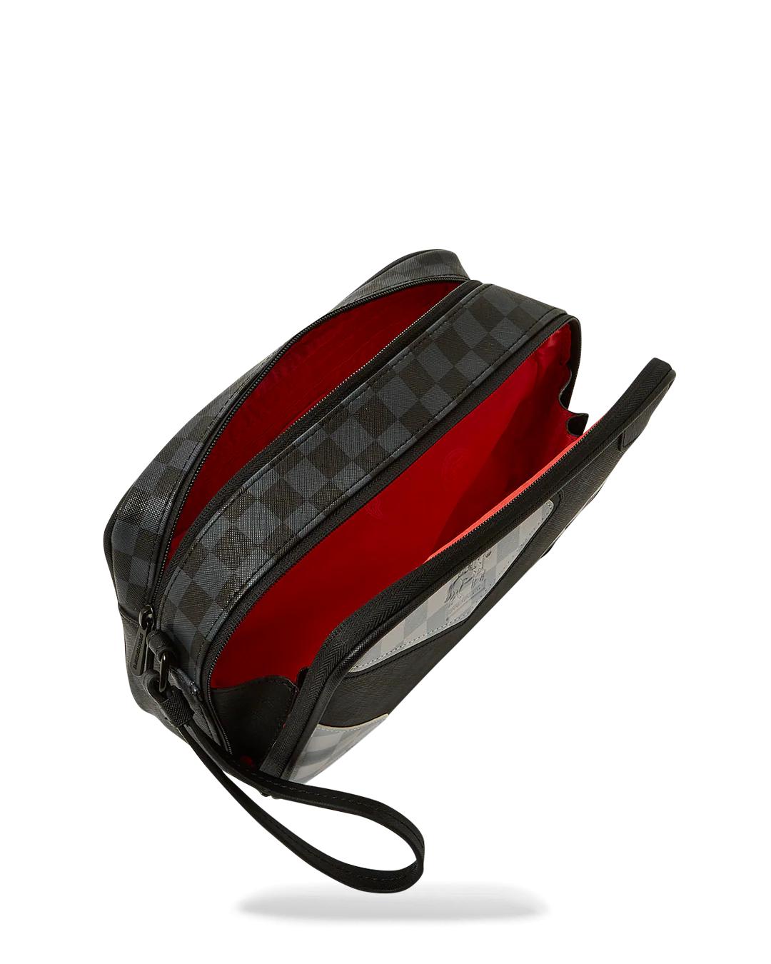 TRIPLE DECKER HEIR TO THE THRONE TOILETRY BAG | Sprayground Trending