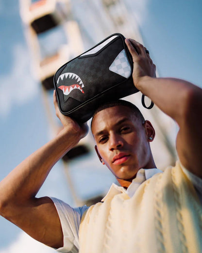 TRIPLE DECKER HEIR TO THE THRONE TOILETRY BAG | Sprayground Trending