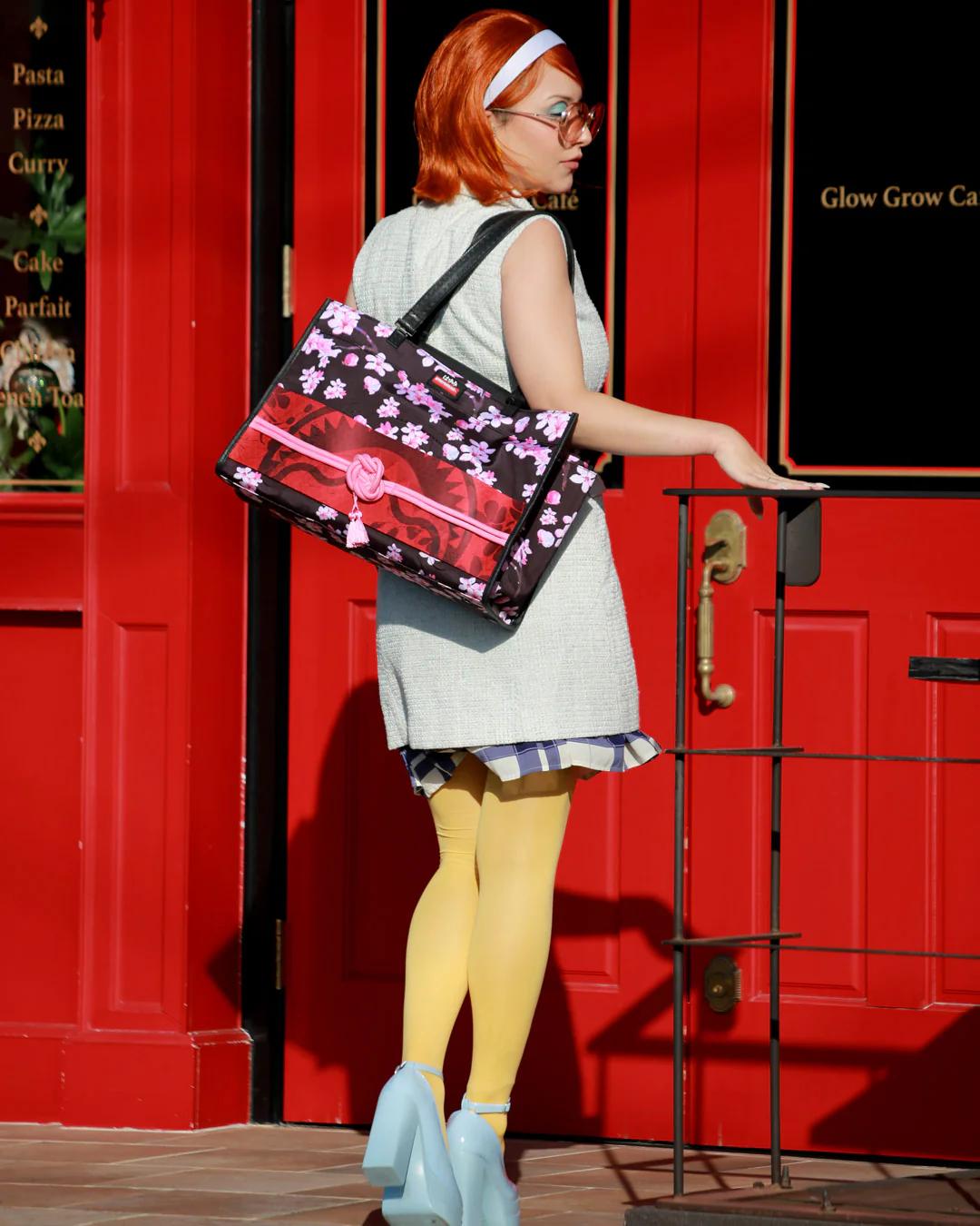 OUKA KENRAN HAYUMI HOKAZANO OFFICIAL COLLAB TORTUGA TOTE | Sprayground Value