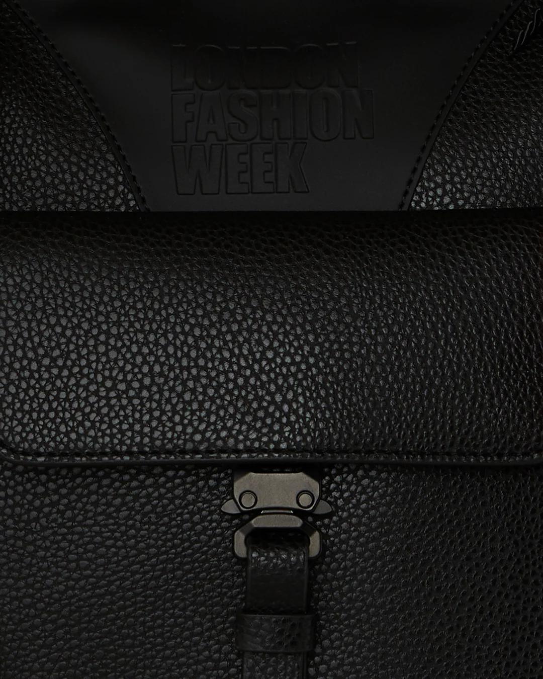 LONDON FASHION WEEK RED CARPET READY TOTE | Sprayground Value