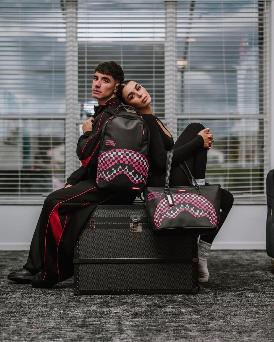 SHARK CENTRAL MIDTOWN TOTE | Sprayground Trending