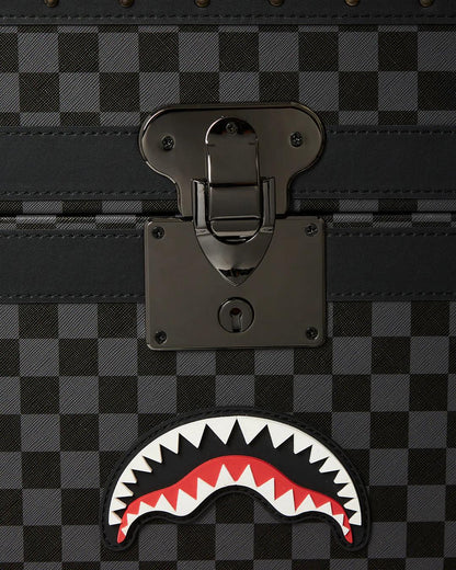 VANQUISH II WARDROBE TRUNK | Sprayground Everyday