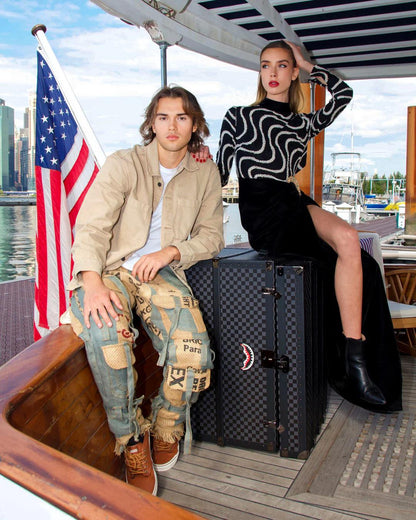 VANQUISH II WARDROBE TRUNK | Sprayground Everyday