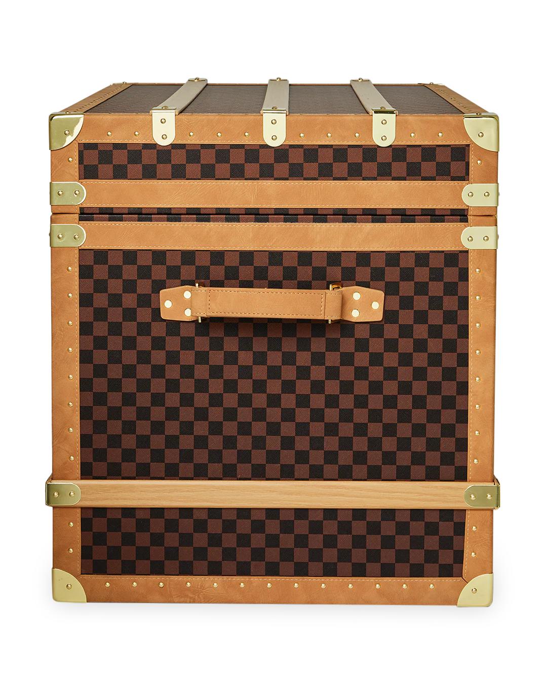 HENNYVILLE SHARKS IN PARIS TRUNK | Sprayground Value