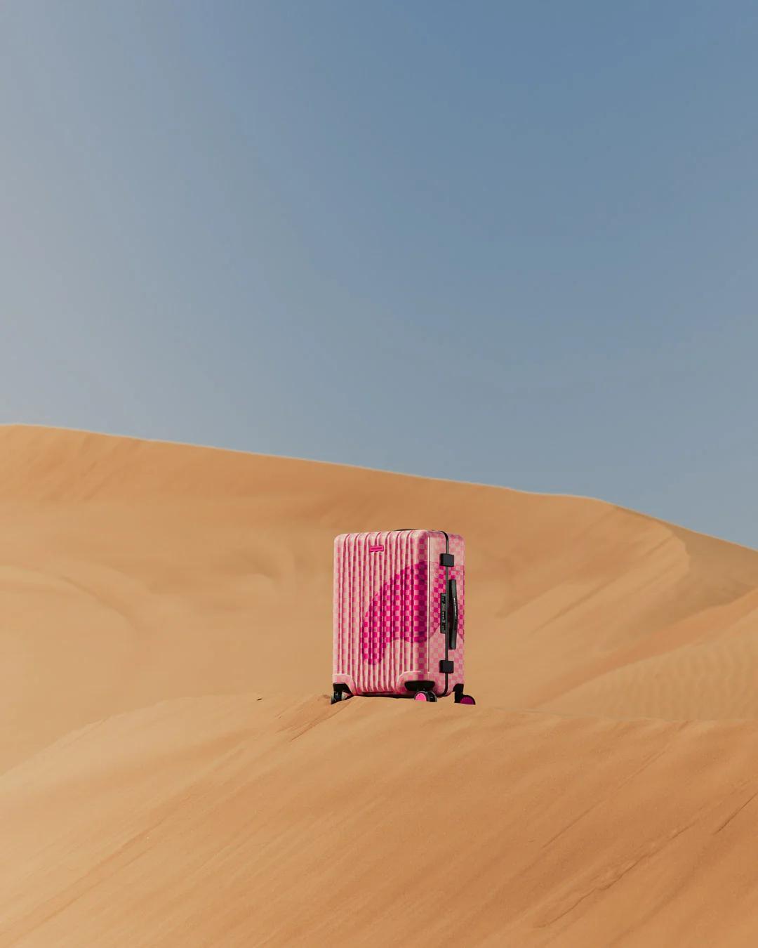 SUGAR DRIP CANDY BITE CARRY-ON LUGGAGE | Sprayground New