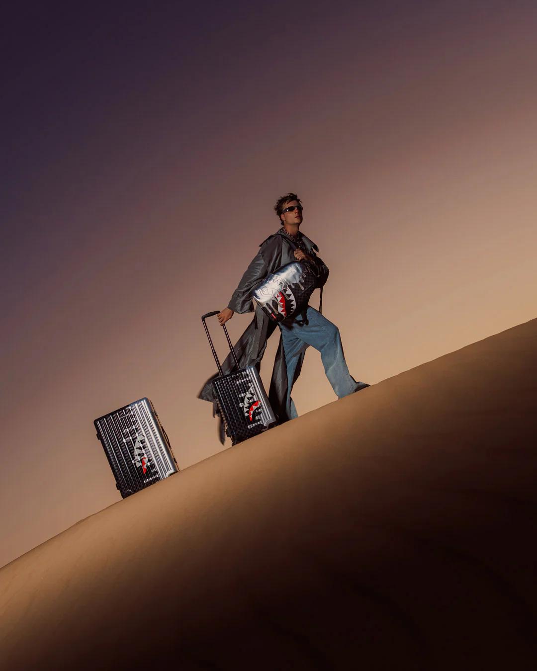CHROME SPECTRE CARRY-ON LUGGAGE | Sprayground Popular