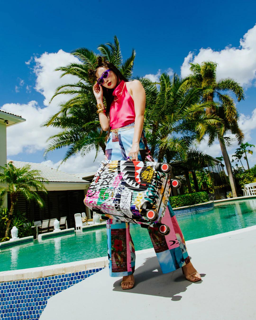 CREATE ANOTHER DAY SHARKNAUTICS HARDSHELL CARRY-ON LUGGAGE | Sprayground Classic