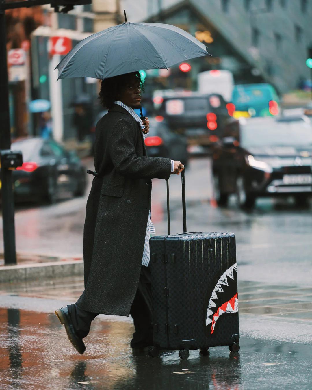 MIDNIGHT SHADOW FULL-SIZE LUGGAGE | Sprayground Trending