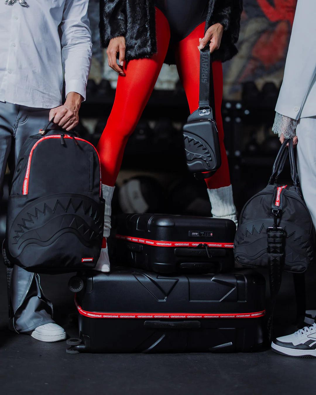 THE HERO SHARKITECTURE FULL-SIZE LUGGAGE | Sprayground Classic