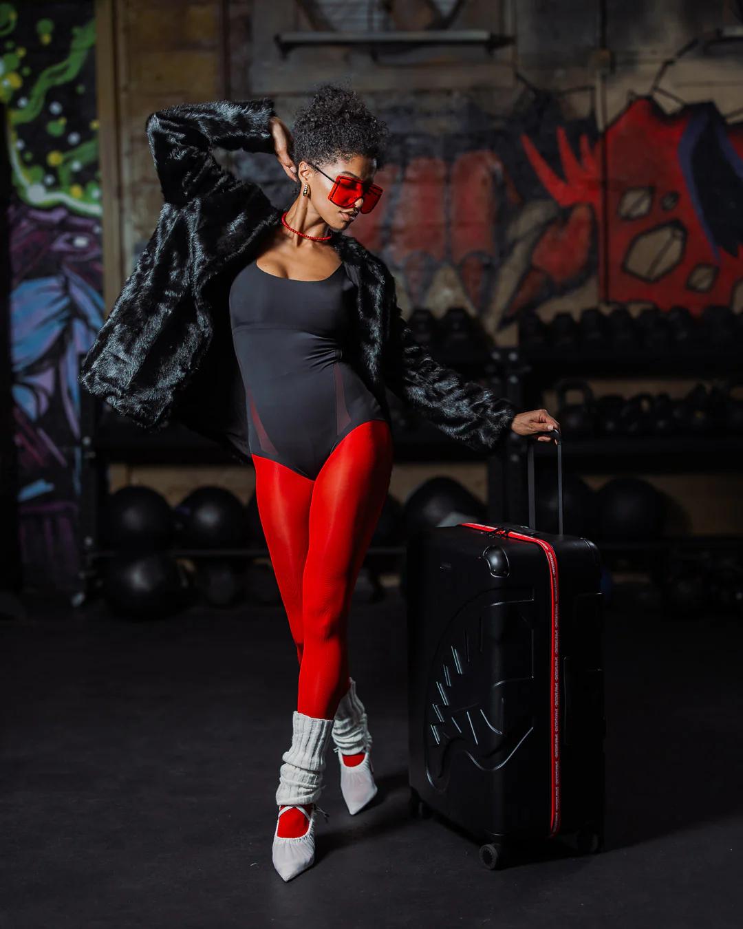THE HERO SHARKITECTURE FULL-SIZE LUGGAGE | Sprayground Classic
