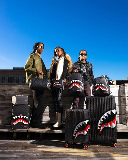 SPRAYGATTI REVV SHARKNAUTICS HARDSHELL FULL-SIZE LUGGAGE | Sprayground New