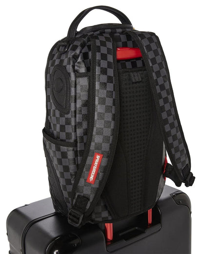 SHARKITECTURE MOLDED 29” FULL-SIZE LUGGAGE | Sprayground Essential